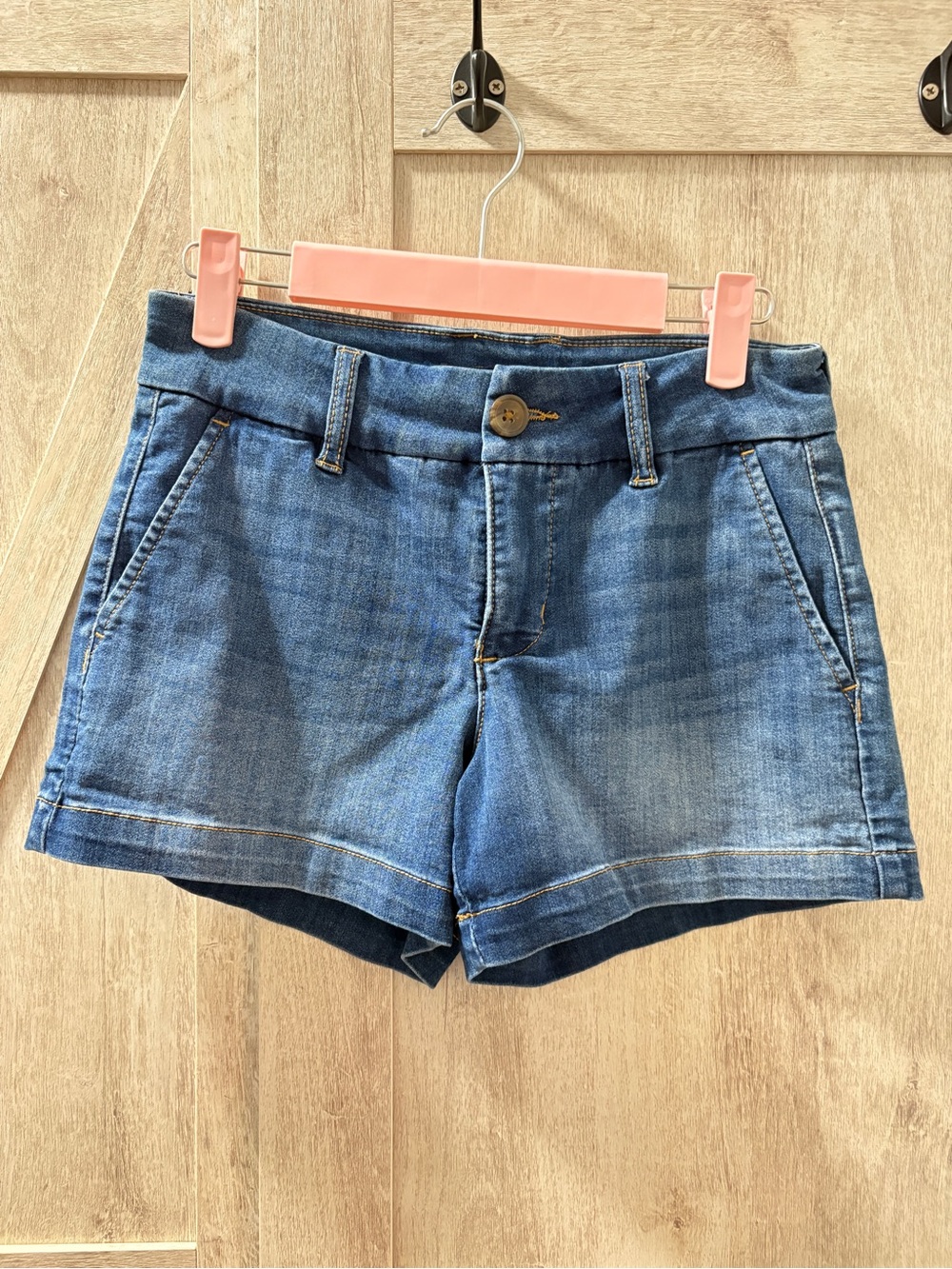 BCBG Generation Trouser Shorts | 1/25